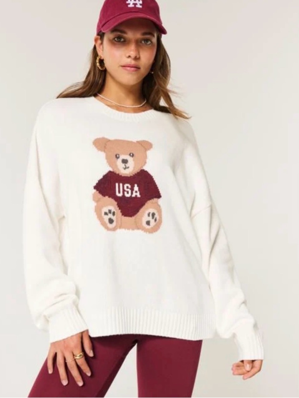 Hollister White Crewneck Sweater with Teddy Bear Graphic